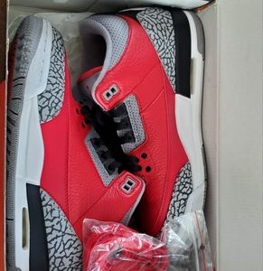 NikebAir jordan 3 fire red gs size 7 red